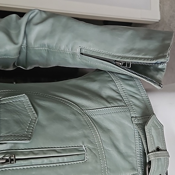 Danier Leather Jacket Size XS - Picture 8 of 10